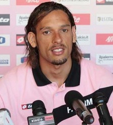 Амаури 