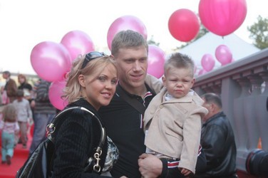 жена Павла Погребняка